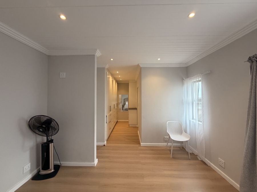 3 Bedroom Property for Sale in Dobson Western Cape